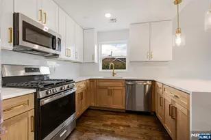 543 13th Ave, Newark, NJ 07103 - Photo 18