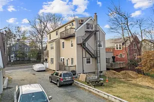 194 Saddle River Rd, Saddle Brook Township, NJ 07663 - Photo 4