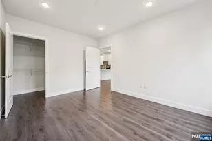 41 W Prospect St, Waldwick, NJ 07463 - Photo 6