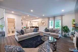 362 Harrison St, Paramus, NJ 07652 - Photo 10