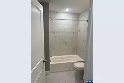 421 William Street 2 #2, Harrison, NJ 07029 - Photo 6