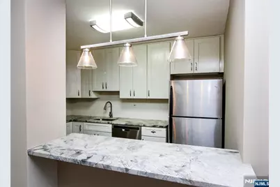 39 39th Street 412 #412, Paterson, NJ 07514 - Photo 16