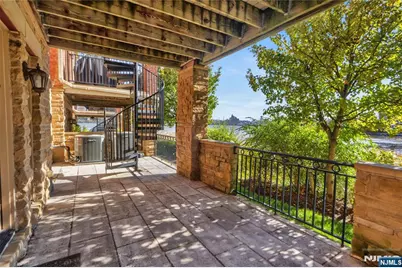 17 Moorings Lane, Edgewater, NJ 07020 - Photo 38