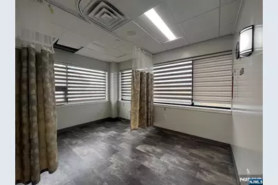 784 Grand Avenue, Ridgefield, NJ 07657 - Photo 8