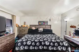 410 E 26th St, Paterson, NJ 07514 - Photo 14