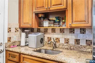 410 E 26th St, Paterson, NJ 07514 - Photo 12