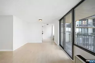 300 Winston Dr 807, Cliffside Park, NJ 07010 - Photo 4