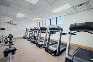 221 Village Circle Dr 221, Fort Lee, NJ 07024 - Photo 22