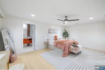 827 Alden Road, Paramus, NJ 07652 - Photo 18