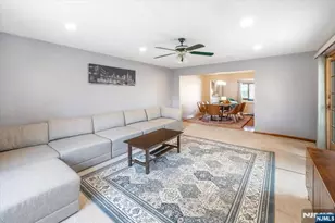 315 Longworth Ave, Hasbrouck Heights, NJ 07604 - Photo 10