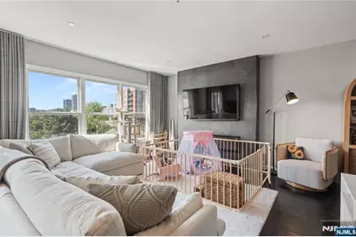 226 The Promenade, Edgewater, NJ 07020 - Photo 8