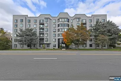 115 Polifly Road 4F #4F, Hackensack, NJ 07601 - Photo 1