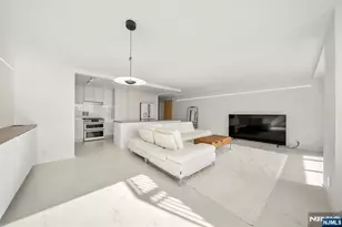 200 Old Palisade Road 25D, Fort Lee, NJ 07024 - Photo 10