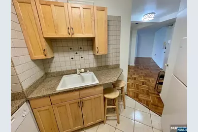 1450 Palisade Avenue 3M #3M, Fort Lee, NJ 07024 - Photo 10