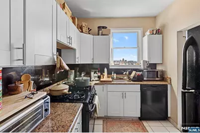 67 Route 5, Edgewater, NJ 07020 - Photo 18