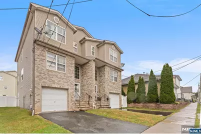 42 Randolph Street, Carteret, NJ 07008 - Photo 2