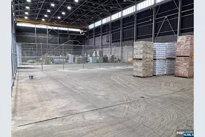 686 Grand Avenue, Ridgefield, NJ 07657 - Photo 2