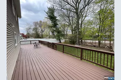 42 Willow Way, Wanaque, NJ 07465 - Photo 18