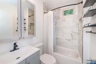 331 Diamond Bridge Ave, Hawthorne, NJ 07506 - Photo 12