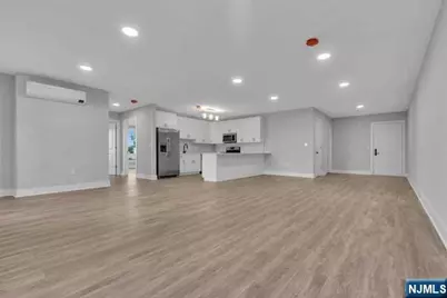 108 Ridge Road 302 #302, North Arlington, NJ 07031 - Photo 4