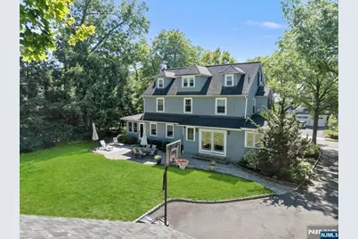 429 Fairway Road, Ridgewood, NJ 07450 - Photo 6