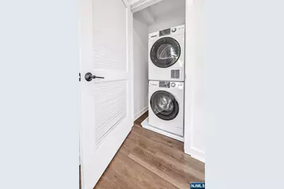 315 Railroad Avenue 107 #107, East Rutherford, NJ 07073 - Photo 18