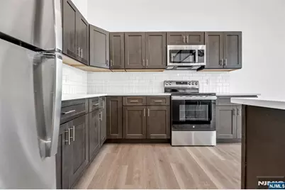 315 Railroad Avenue 107 #107, East Rutherford, NJ 07073 - Photo 10