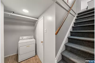 539 Hillside Street, Ridgefield, NJ 07657 - Photo 22