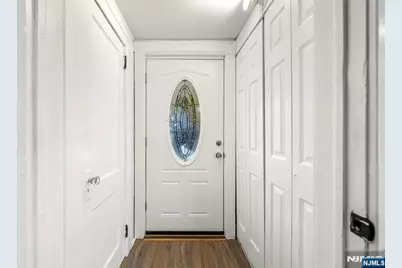 539 Hillside Street, Ridgefield, NJ 07657 - Photo 4