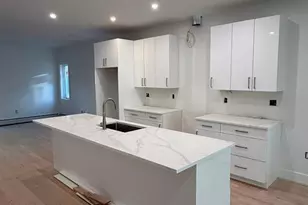 762 Williams Pl A, Cliffside Park, NJ 07010 - Photo 2