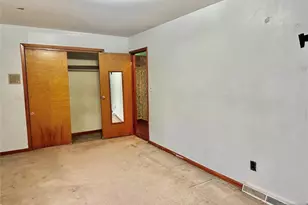 70 Orchard St, Garfield, NJ 07026 - Photo 16