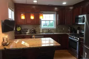 9 Burlington Pl, Fair Lawn, NJ 07410 - Photo 2