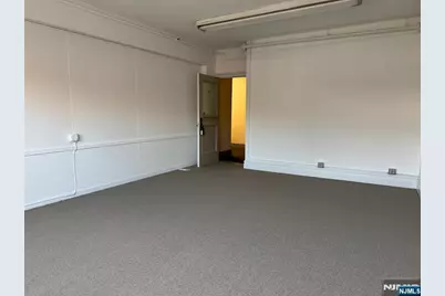 271 Fort Lee Road 1 #1, Leonia, NJ 07605 - Photo 2