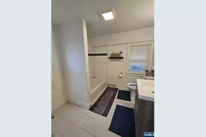 172 Brighton Avenue, East Orange, NJ 07017 - Photo 10