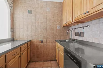 7004 Kennedy Boulevard 31G #31G, Guttenberg, NJ 07093 - Photo 2