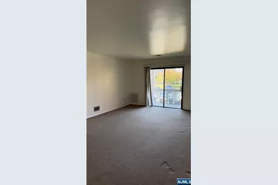 324 Sharon Court 324 #324, Woodbridge Township, NJ 07095 - Photo 10