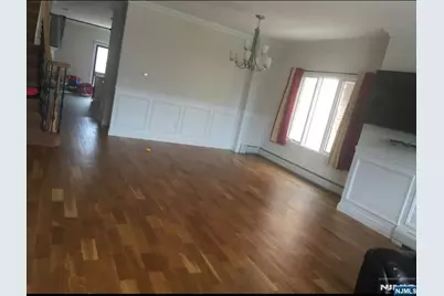 36 E Edsall Avenue B #B, Palisades Park, NJ 07650 - Photo 4