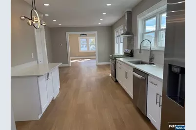 14 Park Street, Little Ferry, NJ 07643 - Photo 12