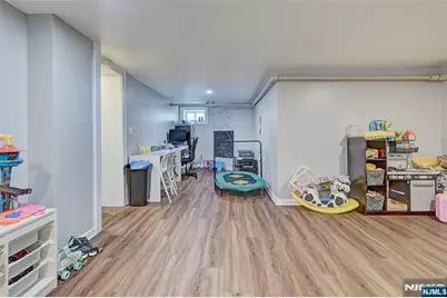 948 Prince Street, Teaneck Township, NJ 07666 - Photo 20