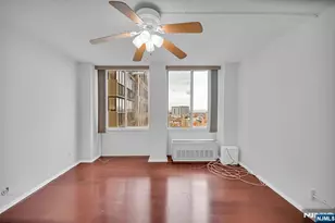 300 Winston Dr C1601, Cliffside Park, NJ 07010 - Photo 24