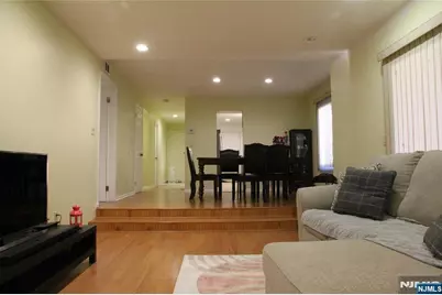 1553 John Street 5 #5, Fort Lee, NJ 07024 - Photo 6