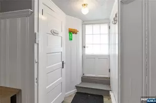1283 Valley Road 7, Montclair, NJ 07043 - Photo 4