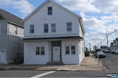 519 Roosevelt Avenue 2 #2, Carteret, NJ 07008 - Photo 2