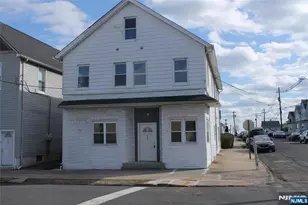 519 Roosevelt Ave 2, Carteret, NJ 07008 - Photo 2