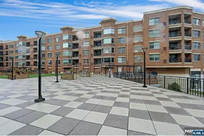 22 Ave At Port Imperial 114 #114, West New York, NJ 07093 - Photo 32