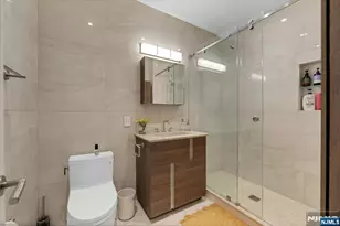22 Ave At Port Imperial 114, West New York, NJ 07093 - Photo 16
