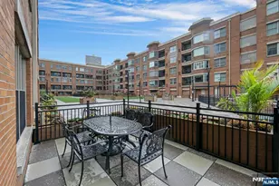 22 Ave At Port Imperial 114, West New York, NJ 07093 - Photo 28