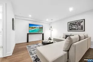 11 Gabriel Ct 11, Paramus, NJ 07652 - Photo 40