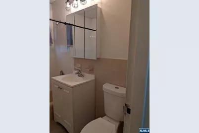 456 Grand Avenue 5A #5A, Leonia, NJ 07605 - Photo 22