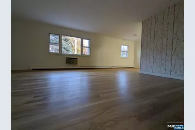 456 Grand Avenue 5A #5A, Leonia, NJ 07605 - Photo 8